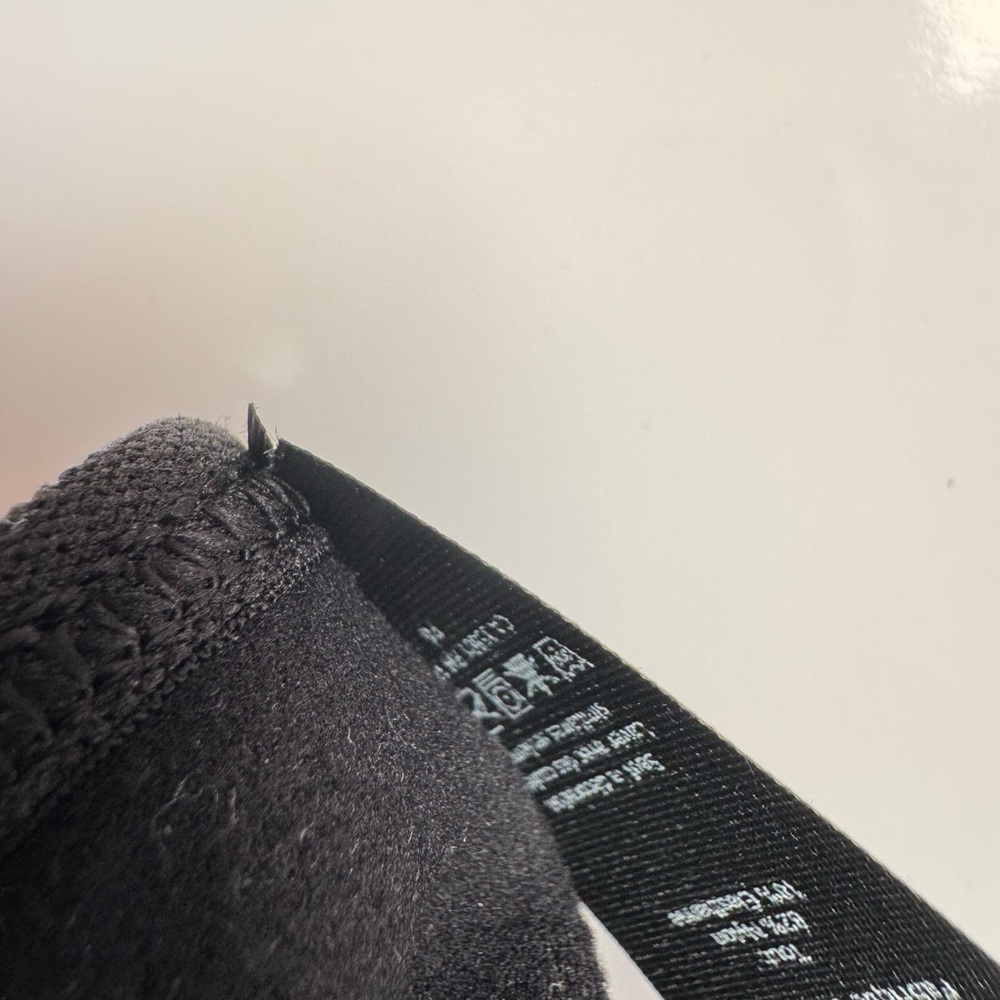 Lululemon Cold Terrain Run Beanie - Picture 9 of 9